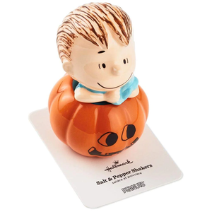 Linus Salt and pepper shakers